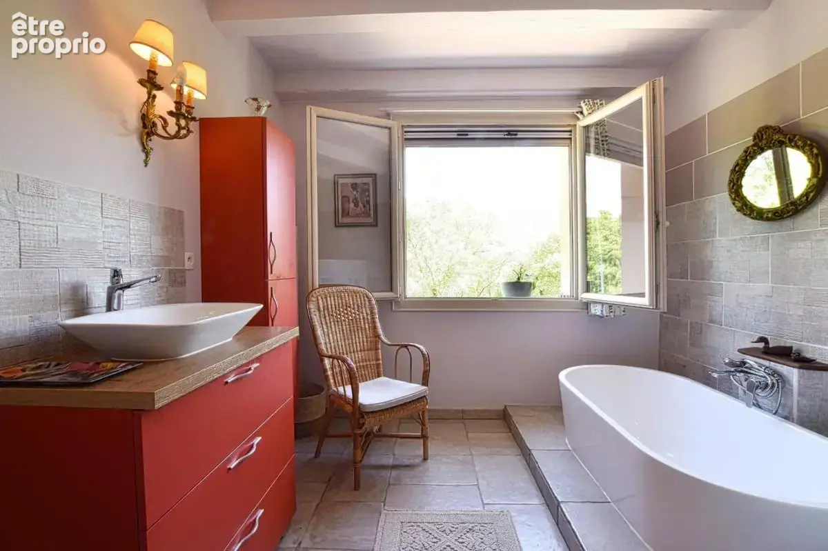 Maison familiale au cœur de la nature à 35 mn de Montpellier !!! SOUS COMPROMIS !!! - photo 8
