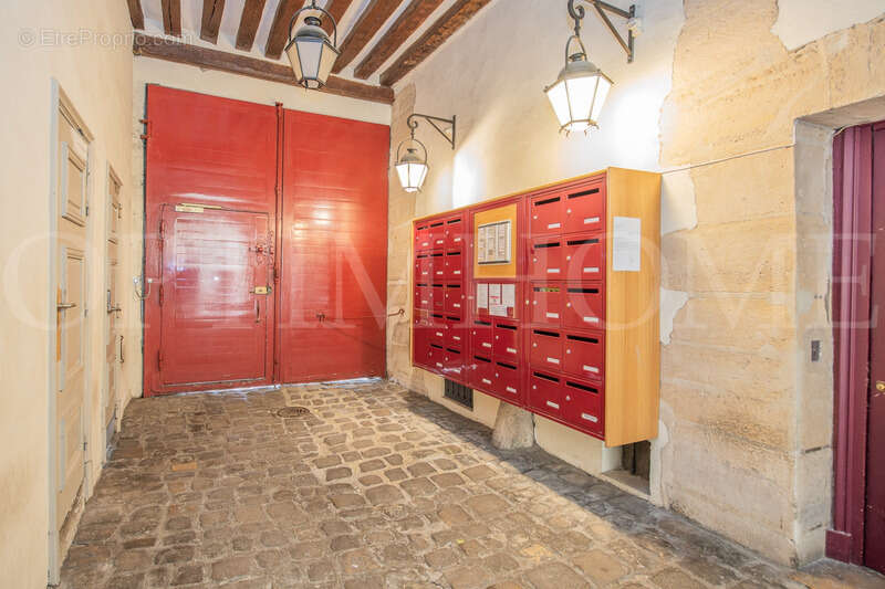 Appartement à PARIS-6E