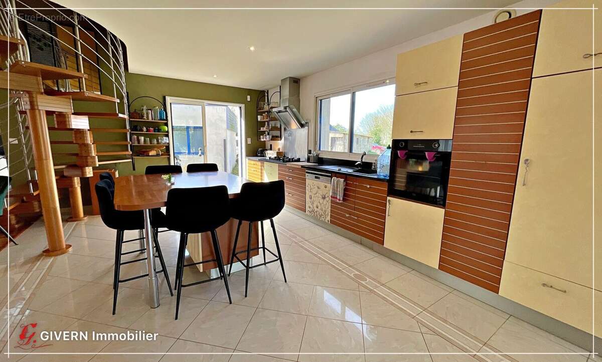 Maison à LANVENEGEN