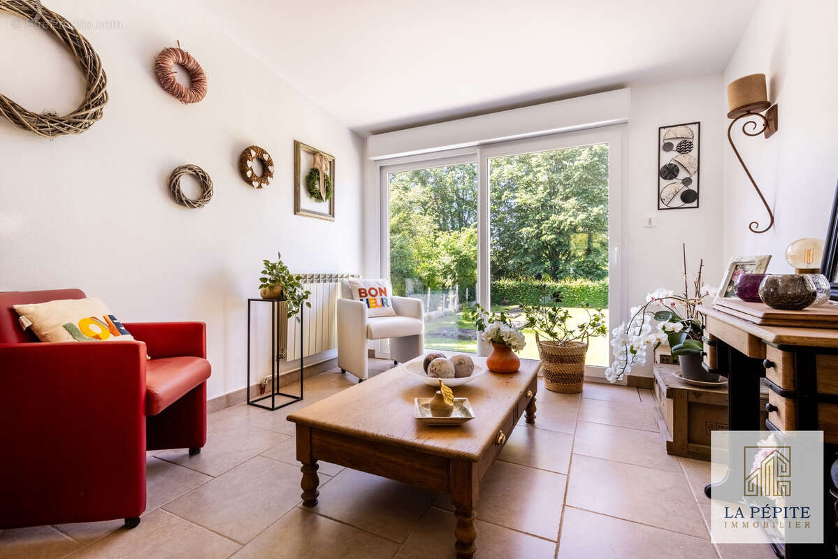 Plain-pied individuel d’exception sur 1600 m2   Sous-sol complet   Environnement privilégié - photo 9