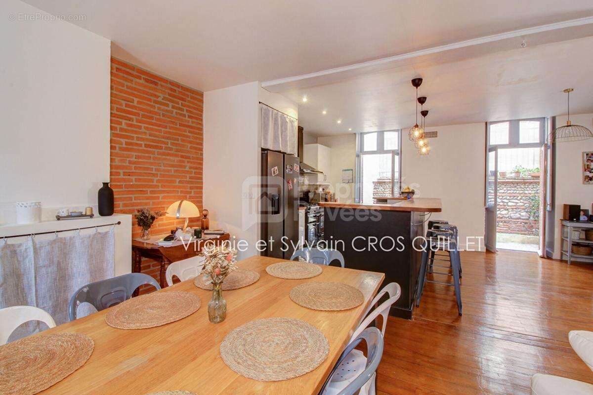 Maison de ville avec cour et souplex 164 m2 - photo 8