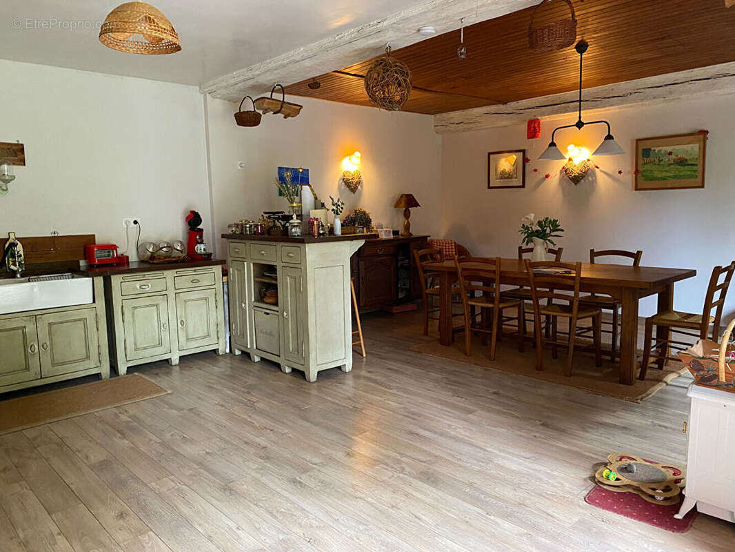 Maison à SAINT-PIERRE-DES-LANDES