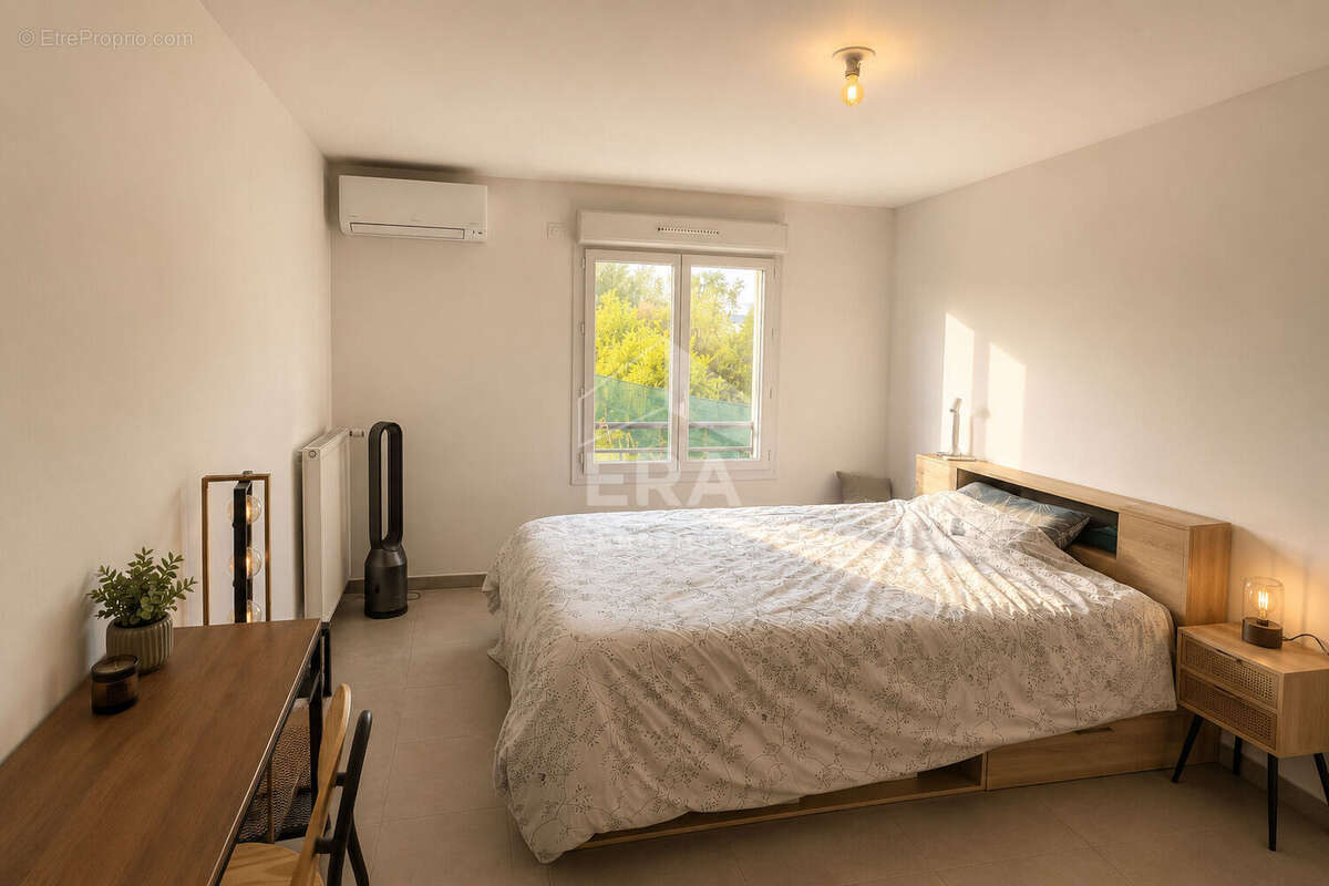 Appartement à LE MUY