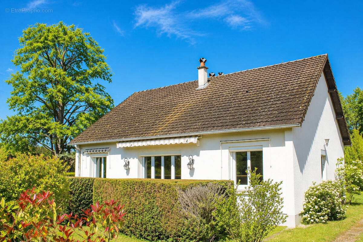 Maison à VEIGNE