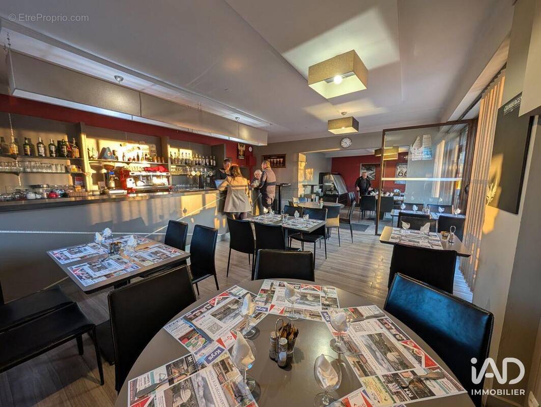 Photo 1 - Commerce à VENDOME