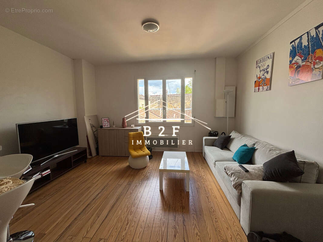 Appartement à BORDEAUX