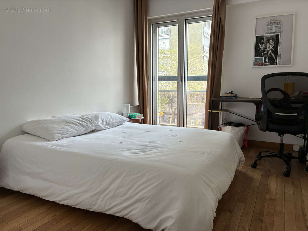 Appartement à PARIS-15E