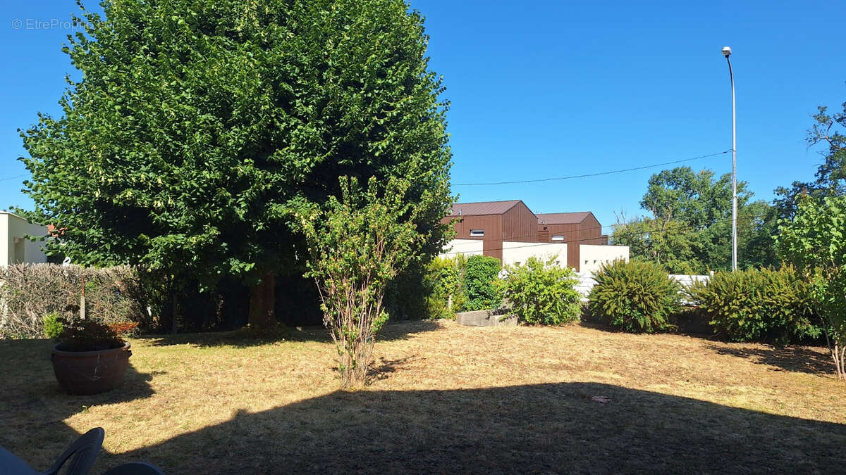 Maison Cournon D Auvergne 4 pièce(s) 95 m2 - photo 2