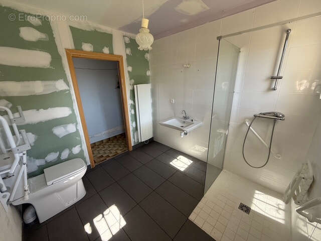 Maison à PLOUGRESCANT