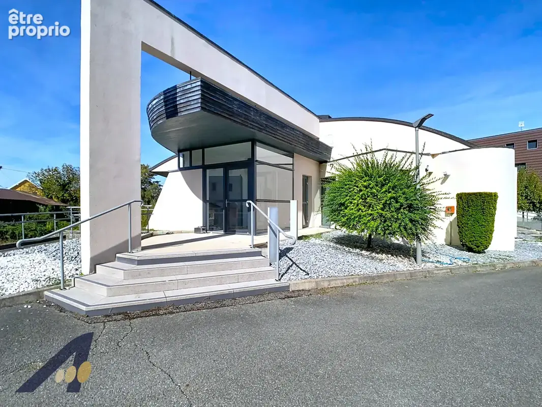 Photo Maison à Delle au prix de 449 000€