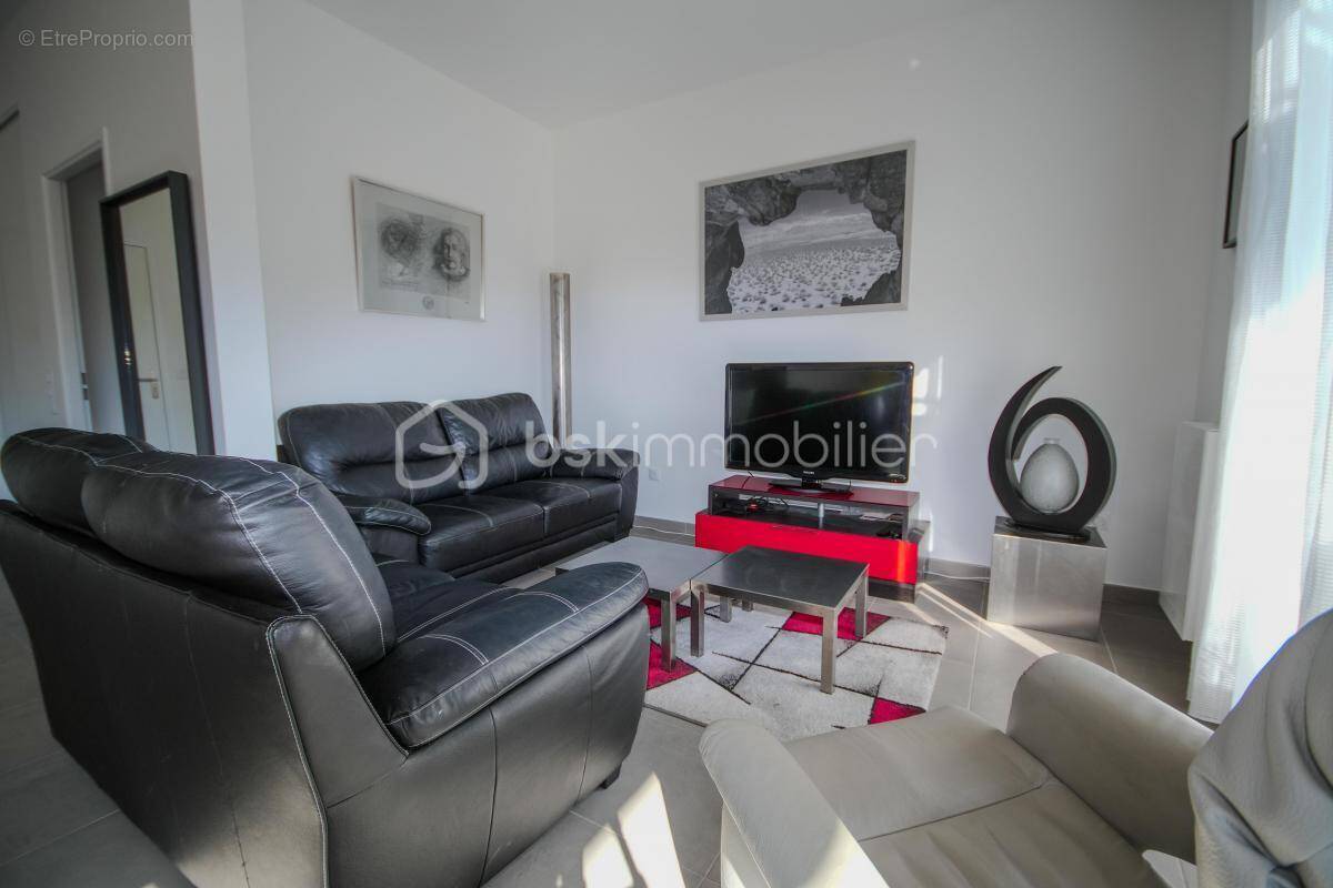 Appartement à VAIRES-SUR-MARNE