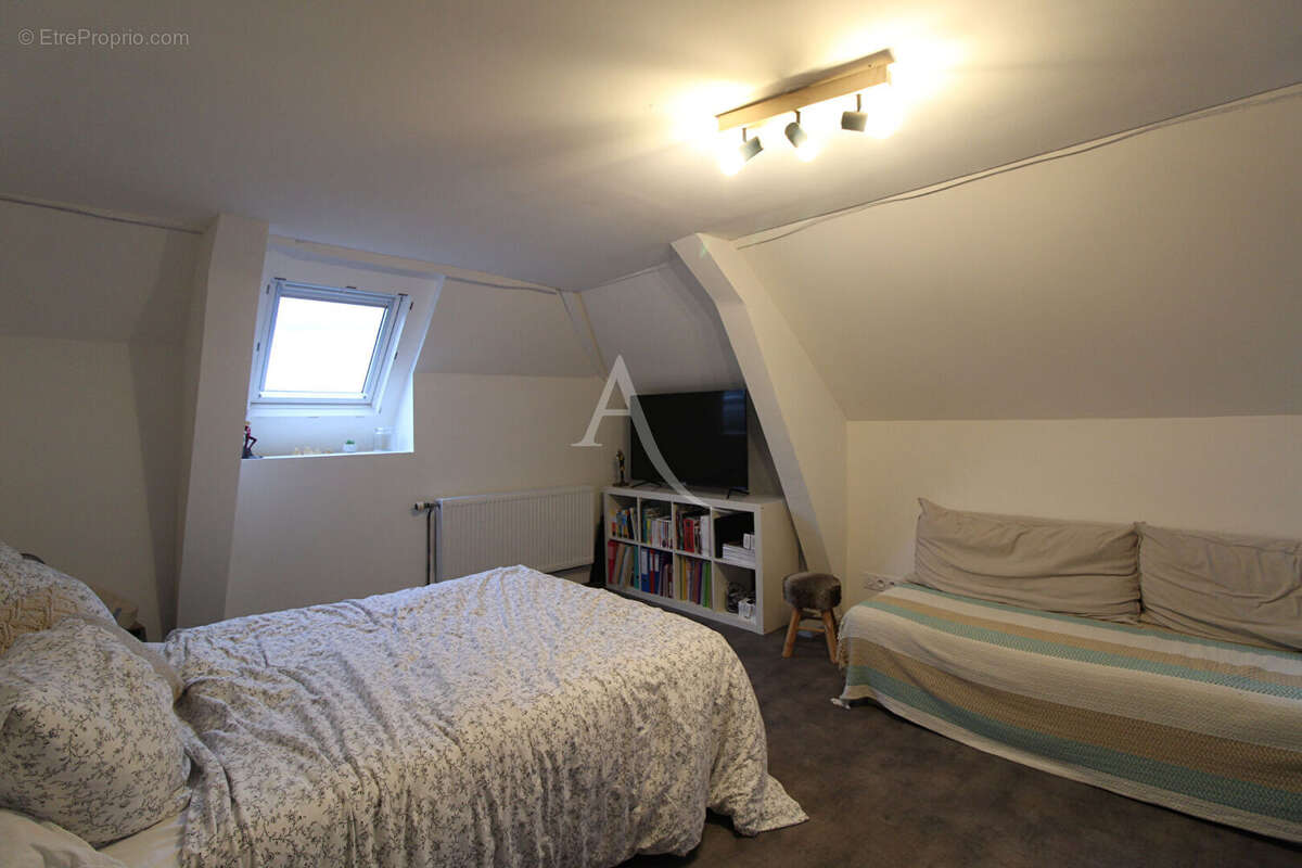 Maison à MONTRICHARD