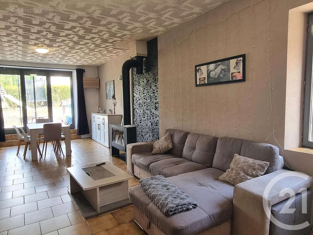 Maison 135 m² à La Celle-Sur-Loire  - photo 2