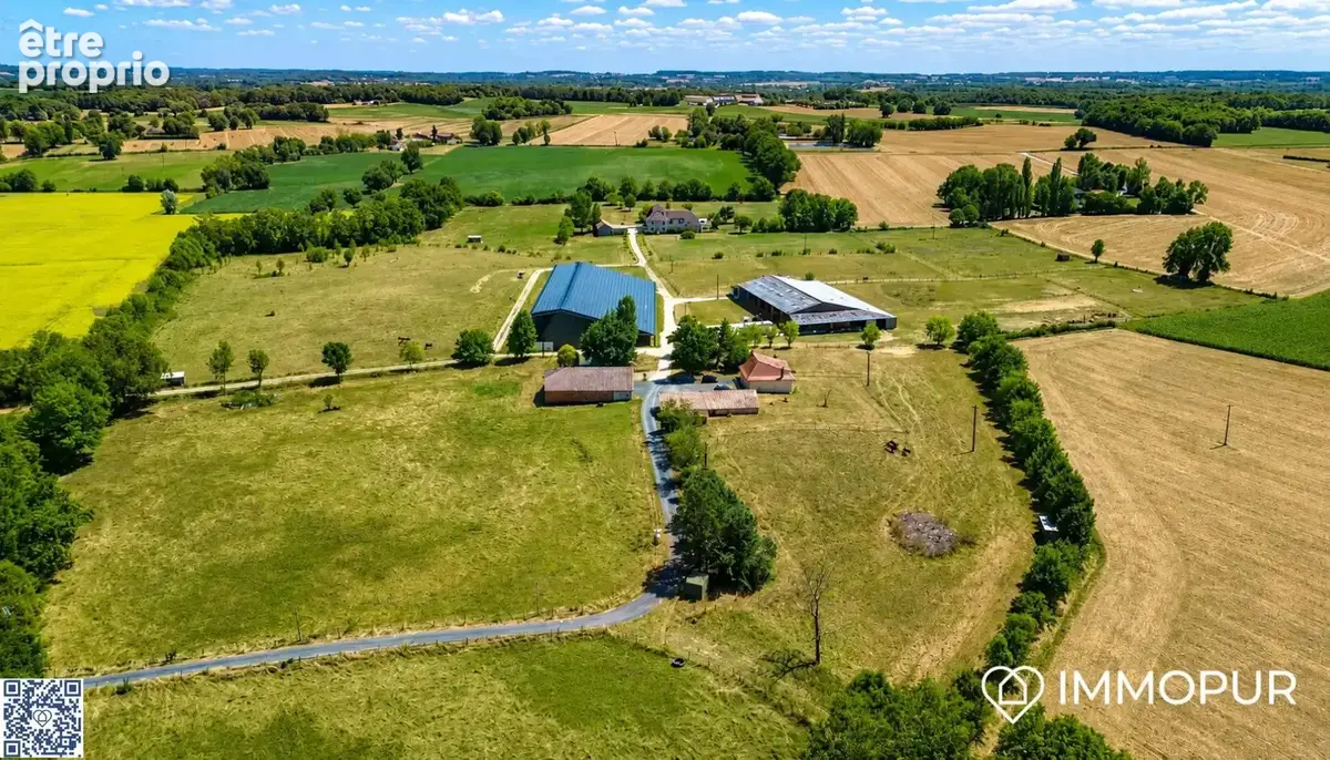 Propriété équestre 20 hectares d'un seul tenant - Maison à MAZIERES-NARESSE