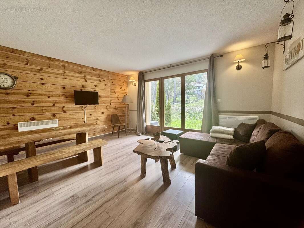 Appartement à FORMIGUERES