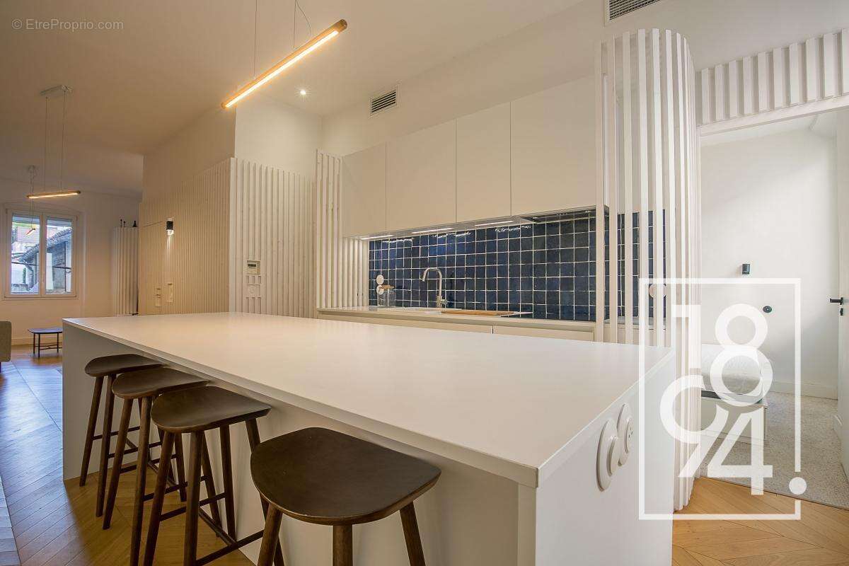 Appartement à MARSEILLE-7E