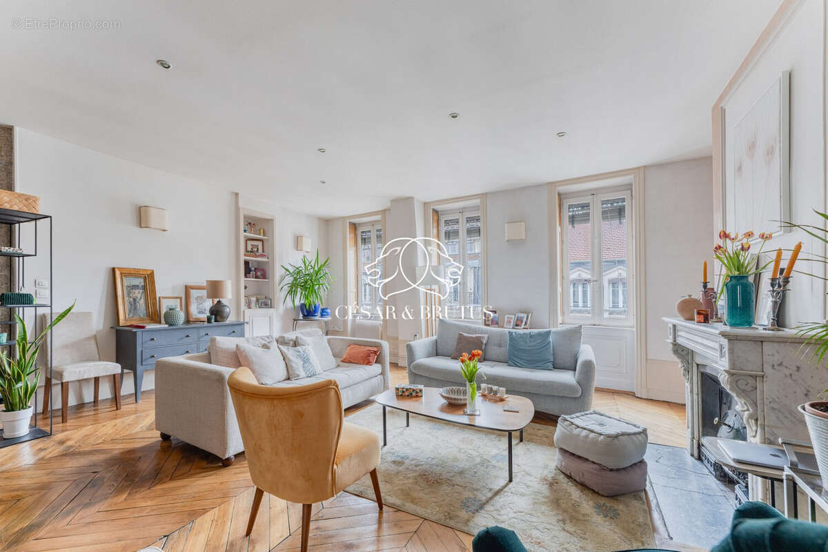 Appartement à LYON-2E