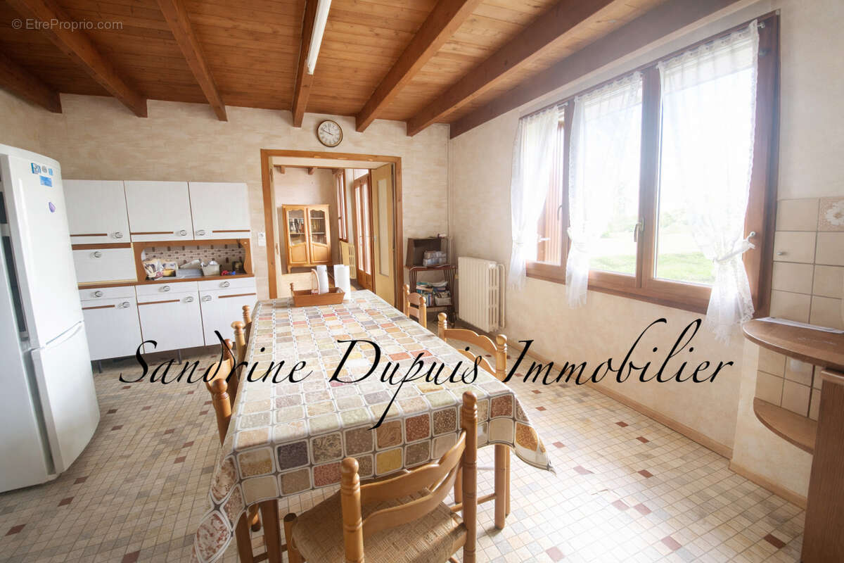 Maison charentaise à rénover - dépendances -jardin - photo 4