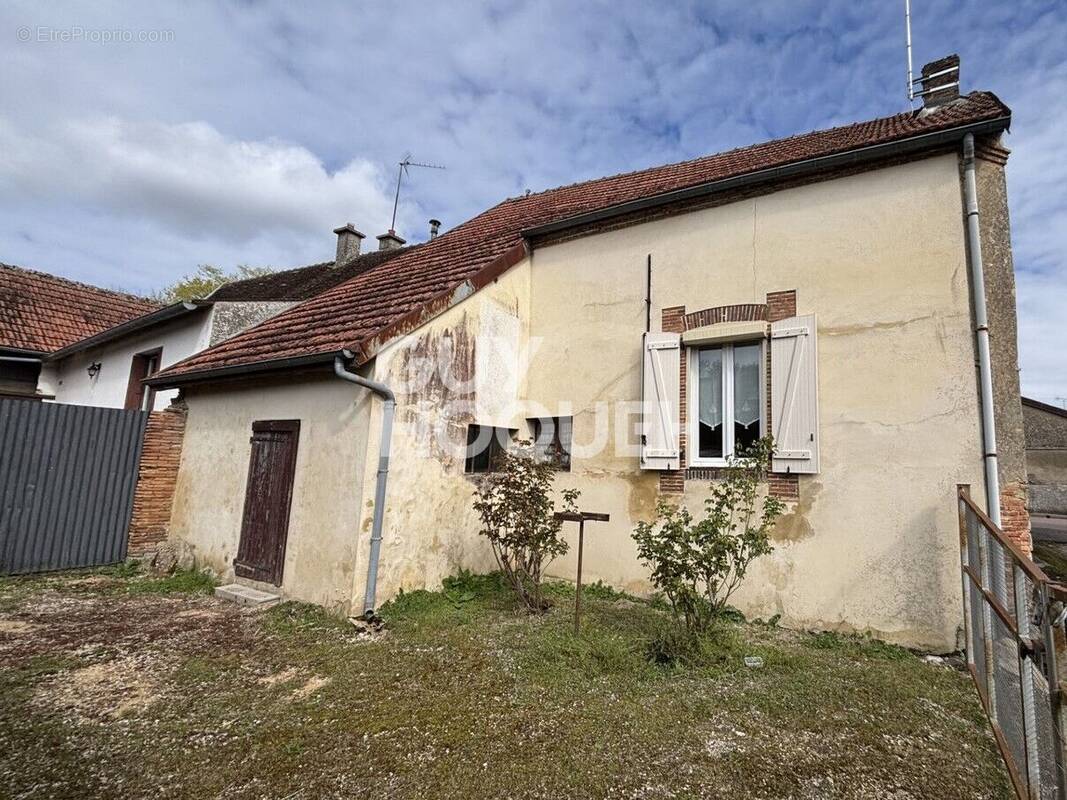 Maison à SEZANNE