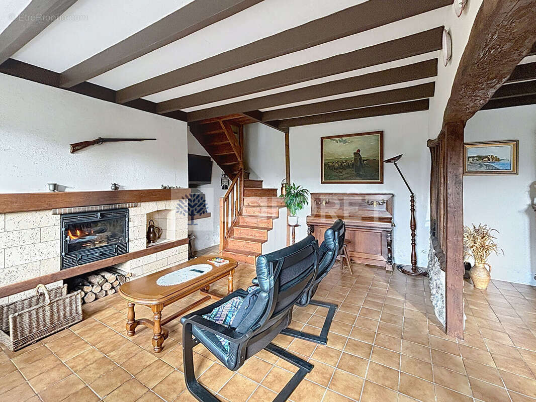 Maison à SAINT-MARTIN-AUX-BUNEAUX