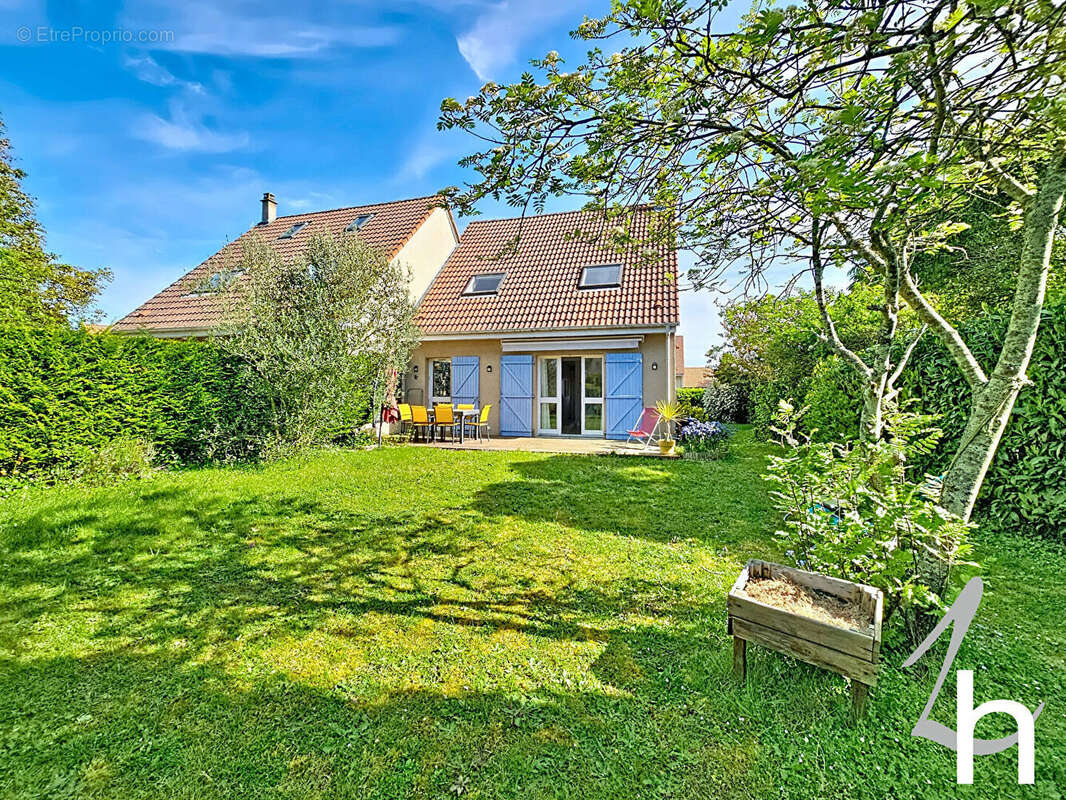 Maison à BRETTEVILLE-SUR-ODON