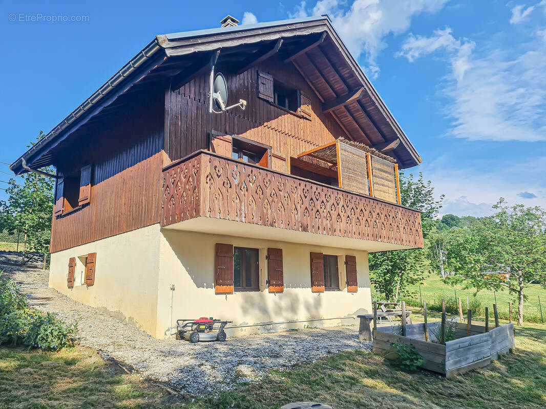 Maison à BOGEVE