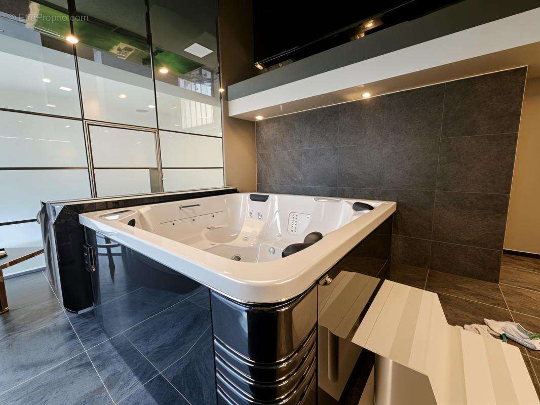 Maison à VALENCIENNES