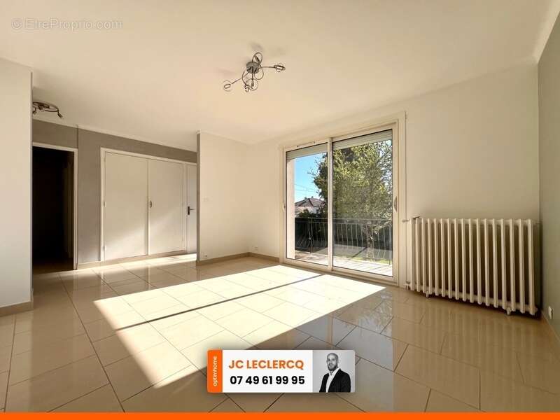 Maison à VILLIERS-EN-LIEU