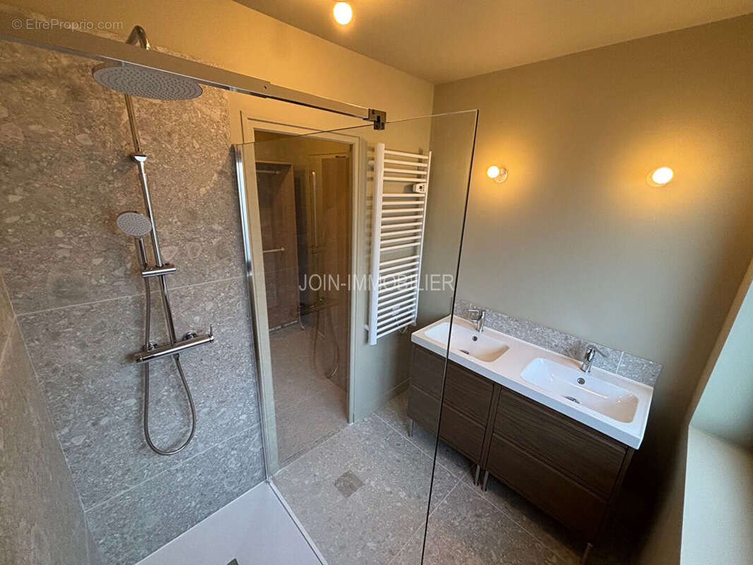 Maison à HAUTOT-SUR-MER