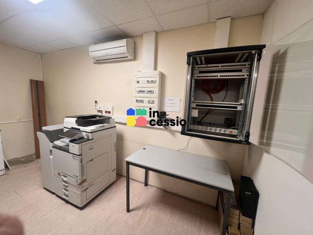? beaux bureaux en zone franche 6 parkings – le mans ? - photo 10