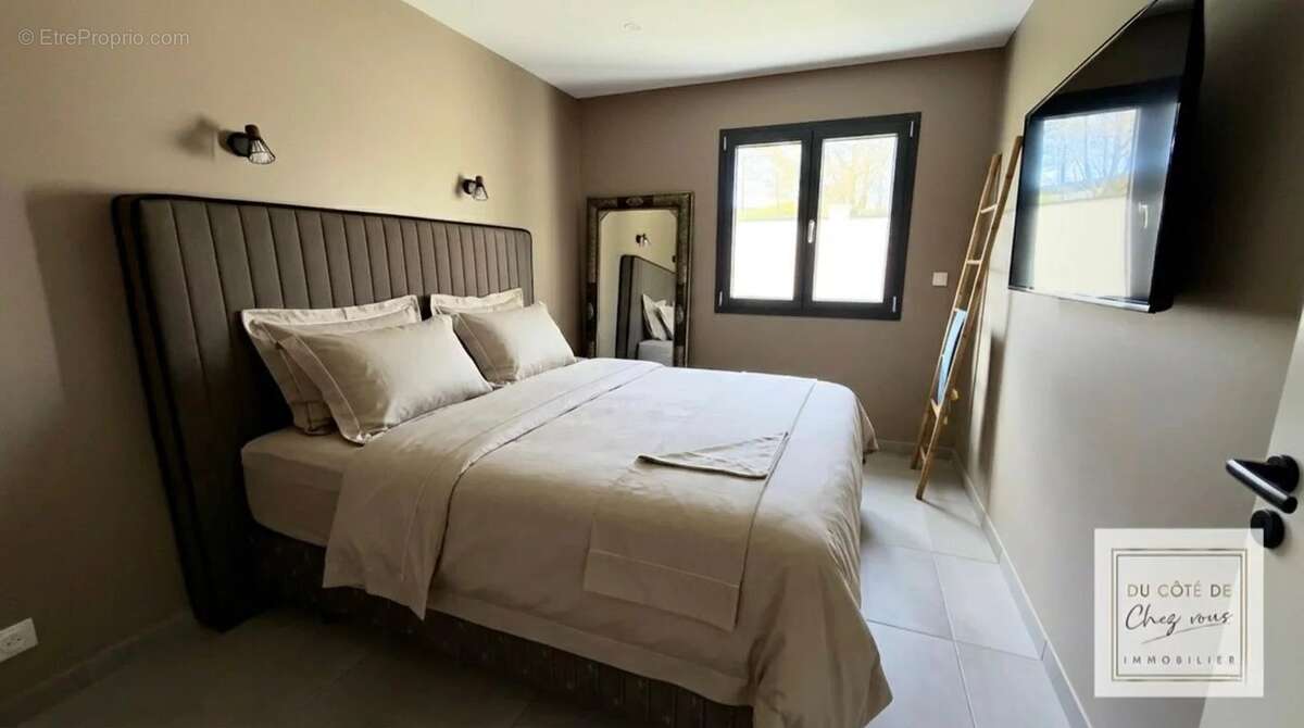 Maison à BUCHERES