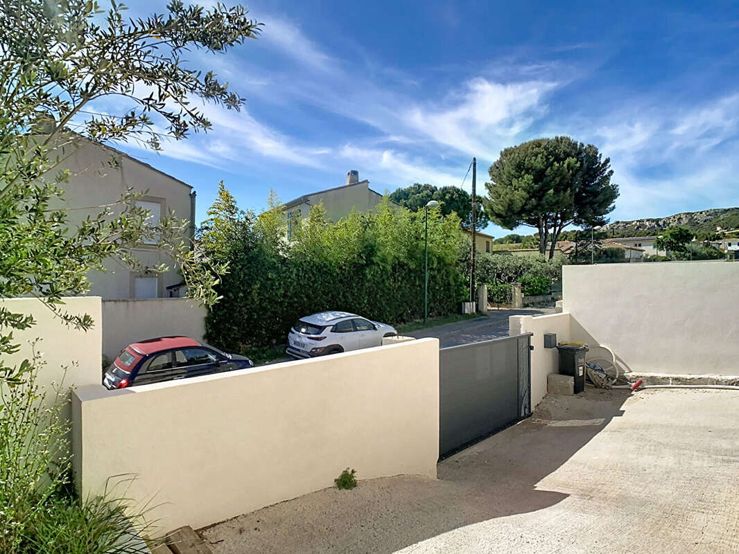 Maison à LA FARE-LES-OLIVIERS