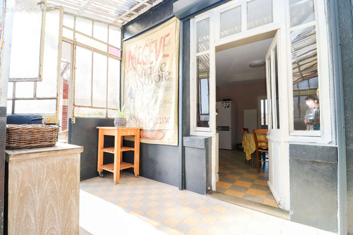 Appartement à PLOMBIERES-LES-DIJON