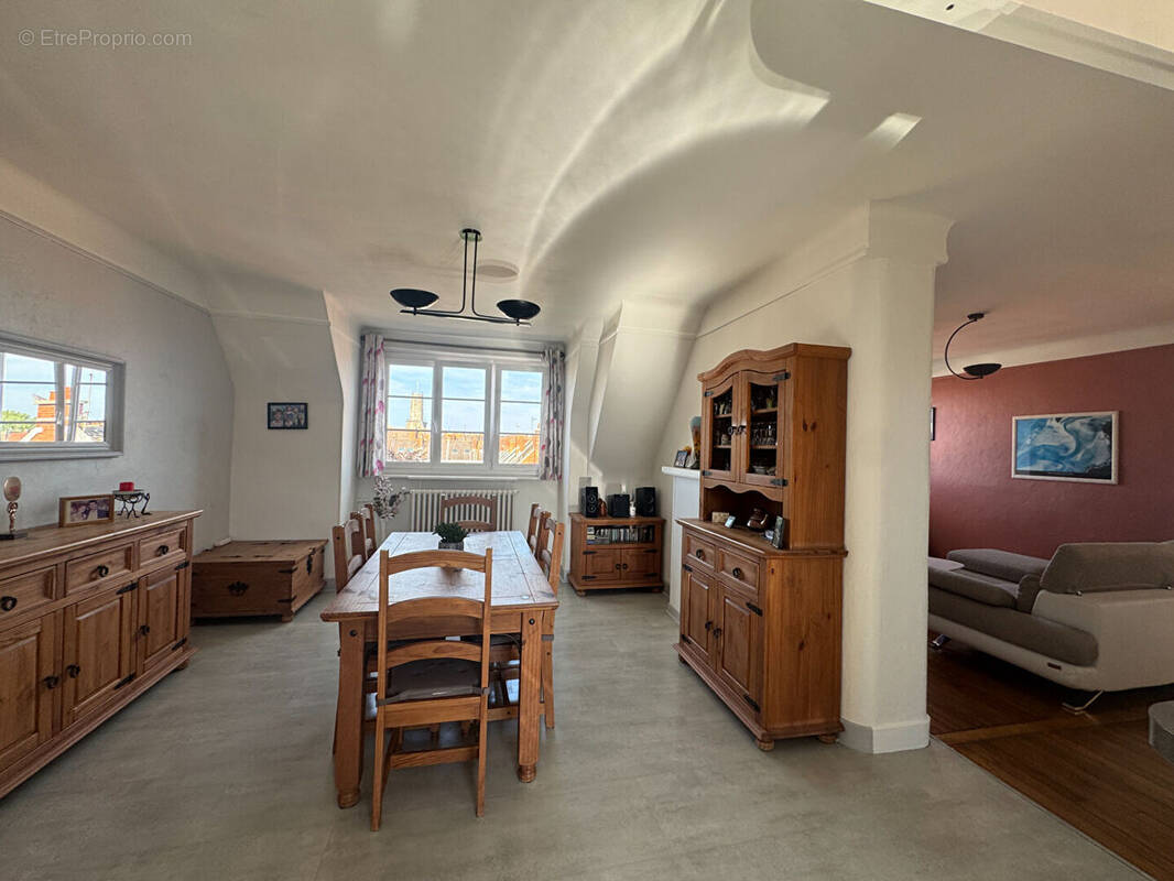 Appartement à CALAIS