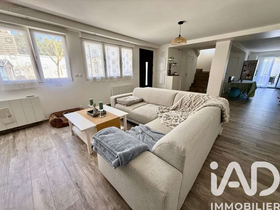 Maison 100 m² à Villiers-Le-Sec  - photo 3