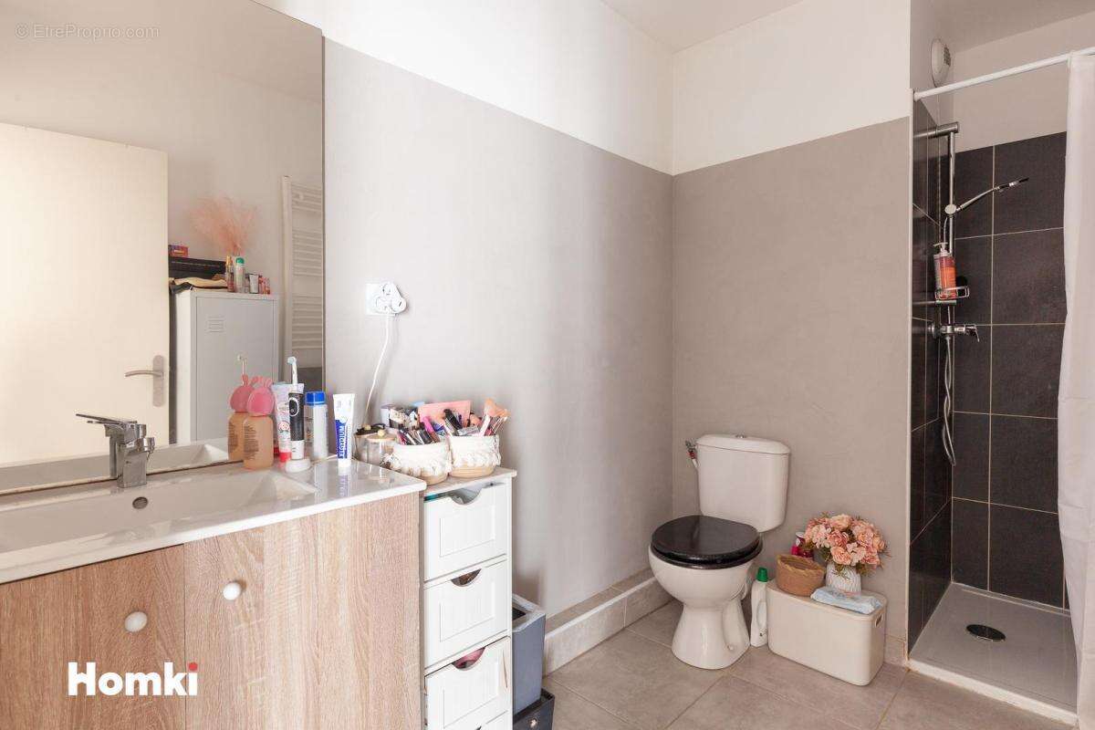 Appartement à MARSEILLE-2E