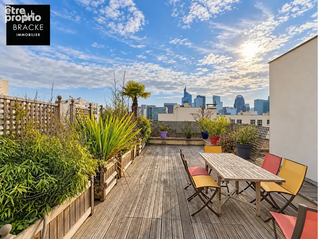 Photo Appartement à Courbevoie au prix de 930 000€