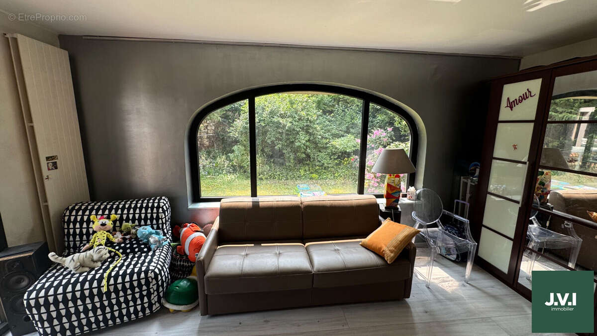 Maison à MONTMORENCY