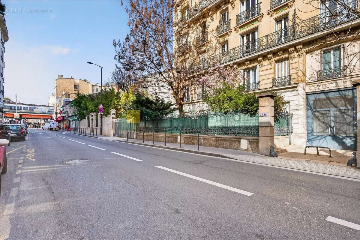 Appartement à COLOMBES