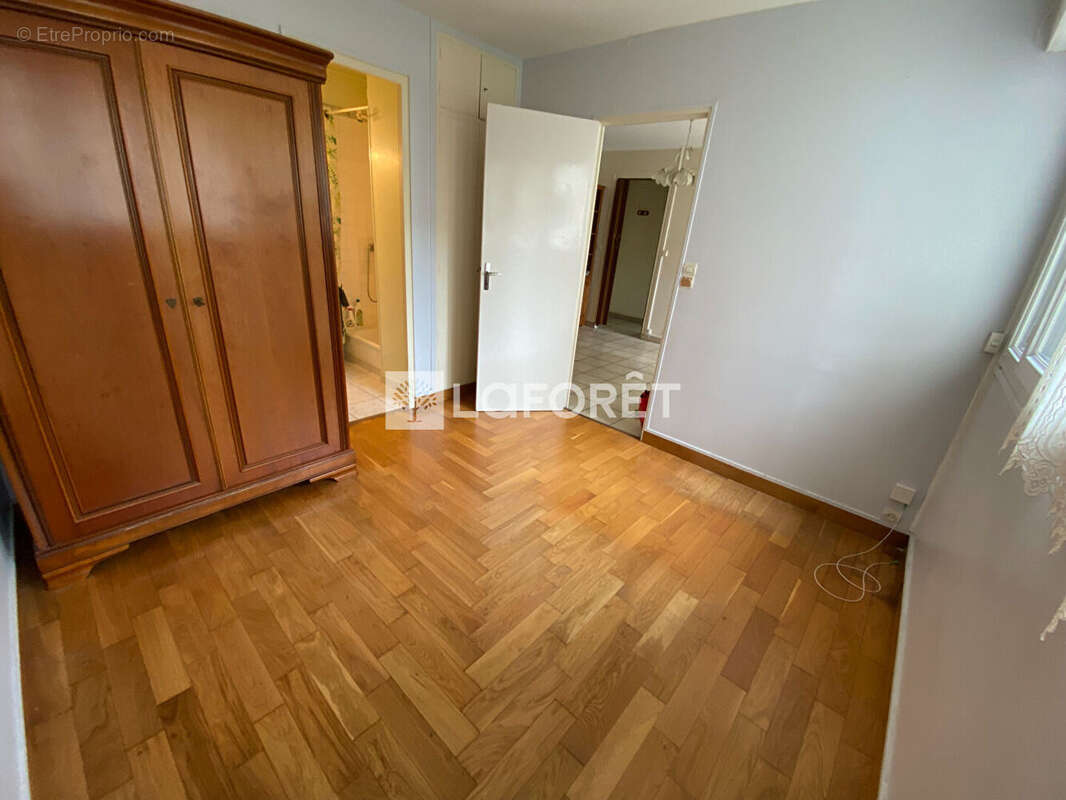 Appartement à NANTERRE