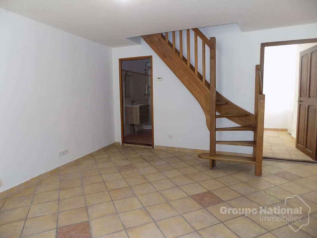 Immeuble de rapport  2 appartements loués  Centre-ville - photo 9