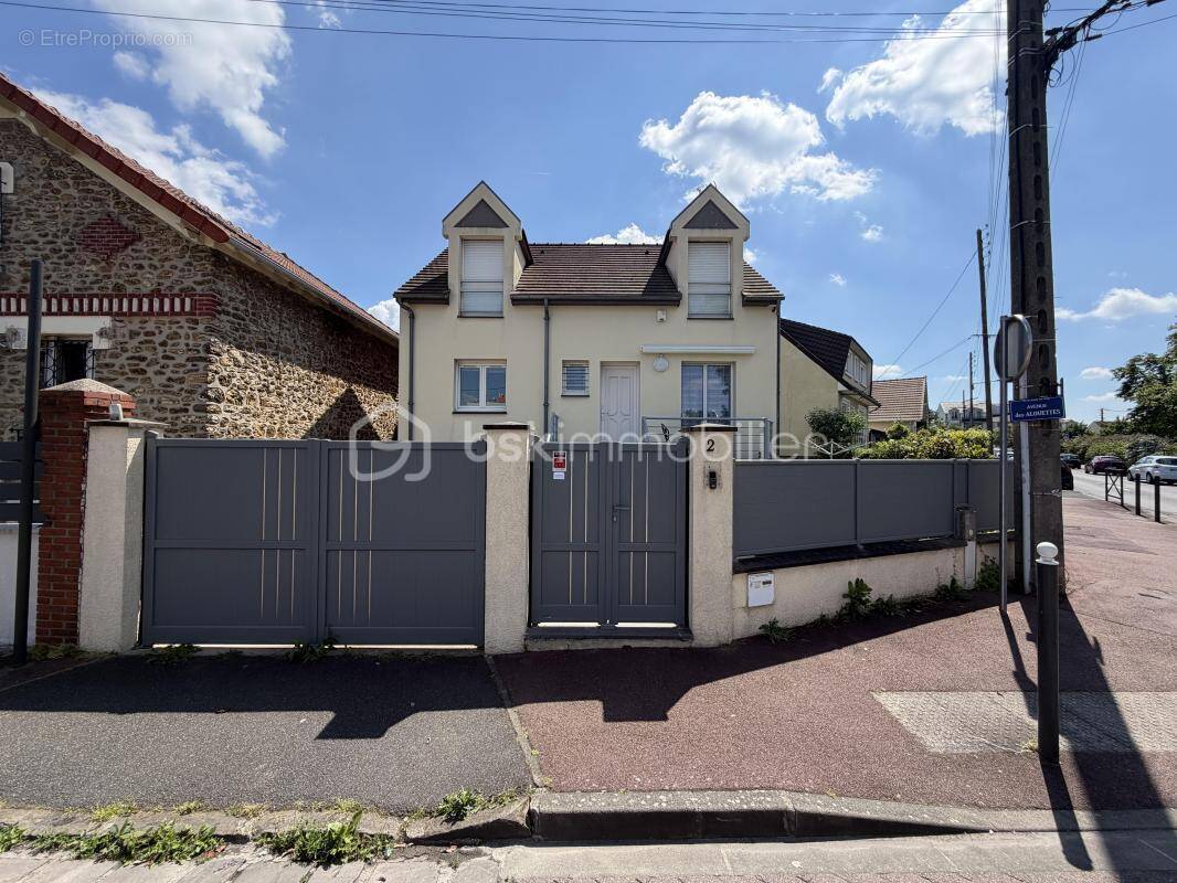 Maison à JUVISY-SUR-ORGE
