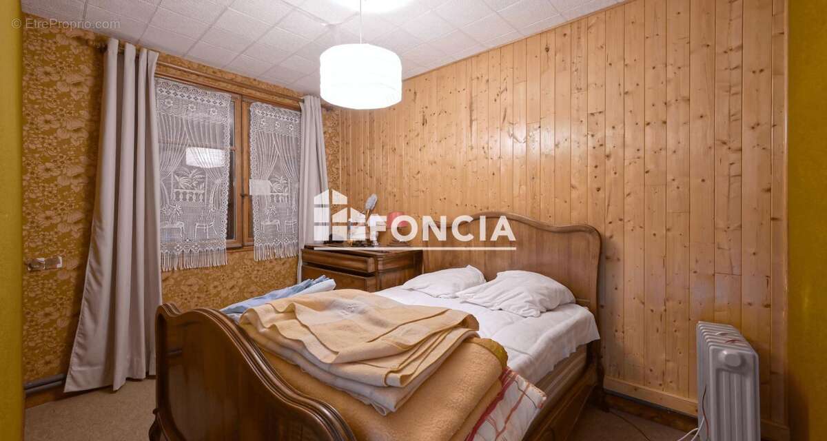 EXCLUSIVITE FONCIA MONTAGNOLE Maison familiale 187m² - 6 chambres - 1400m² - Fort potentiel - photo 7