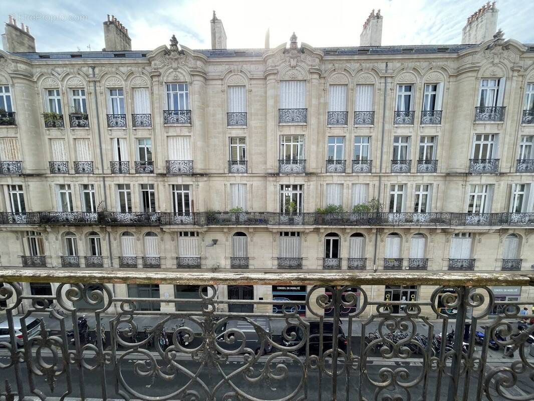 Appartement 139 m² à Bordeaux  - photo 2