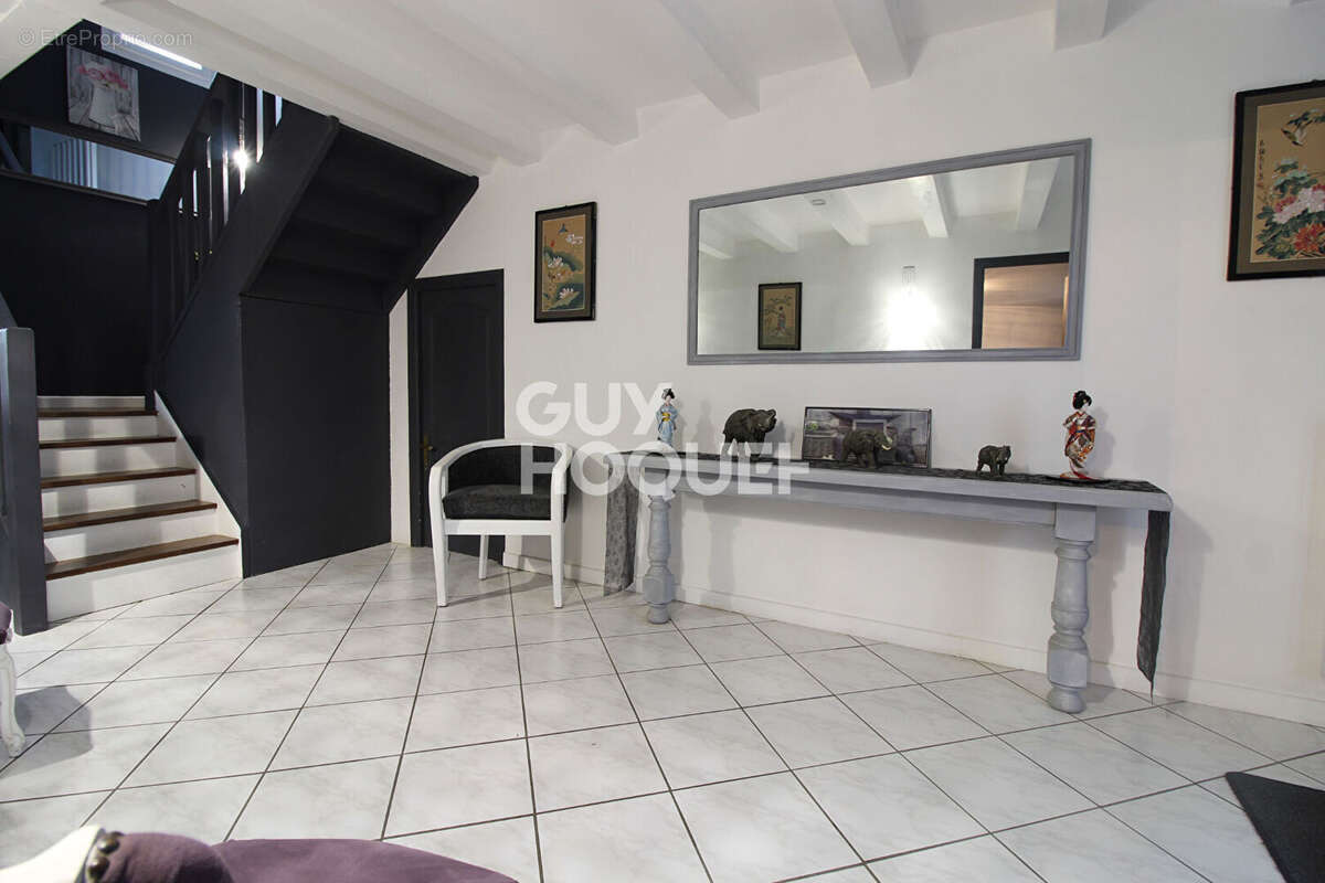 Maison à CHAMPDEUIL