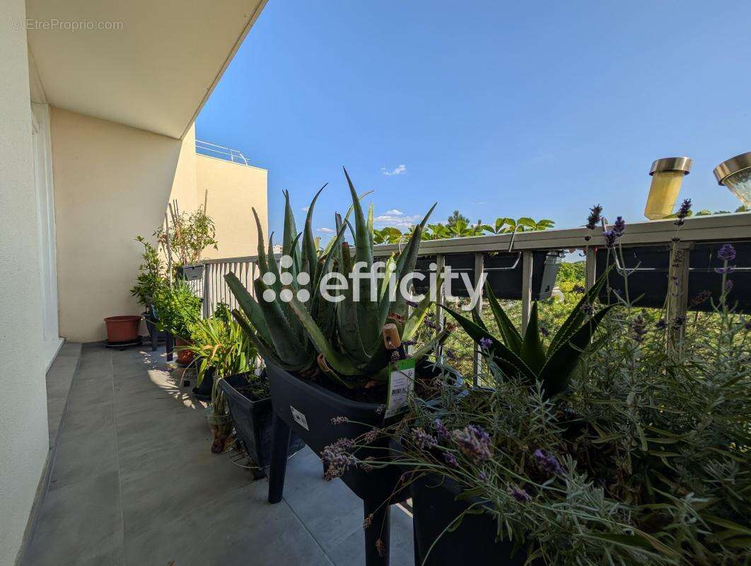 Appartement à ENGHIEN-LES-BAINS