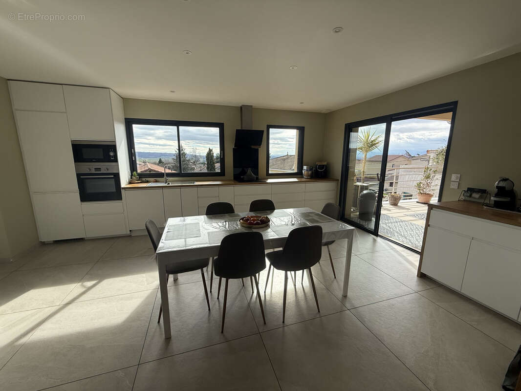 Appartement à LES COTES-D'AREY