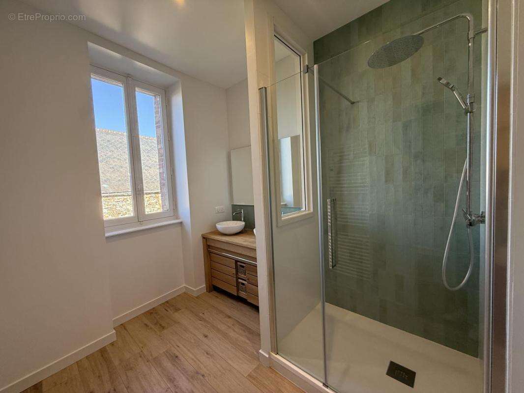 Maison à SAINT-SULIAC