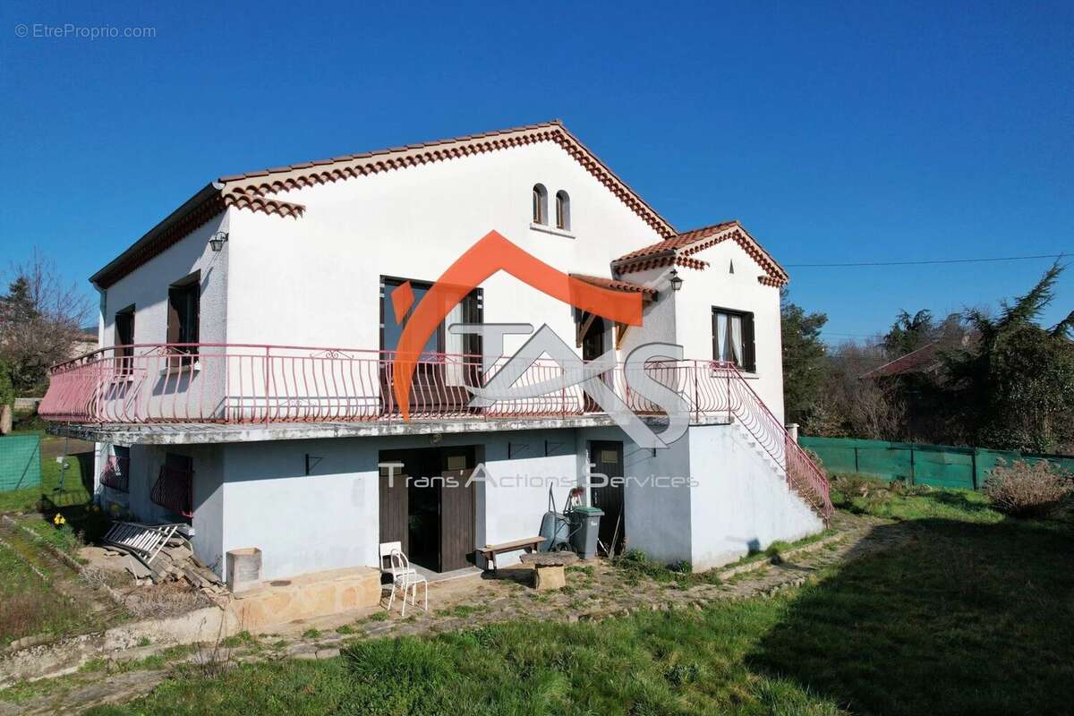 Maison à PELUSSIN