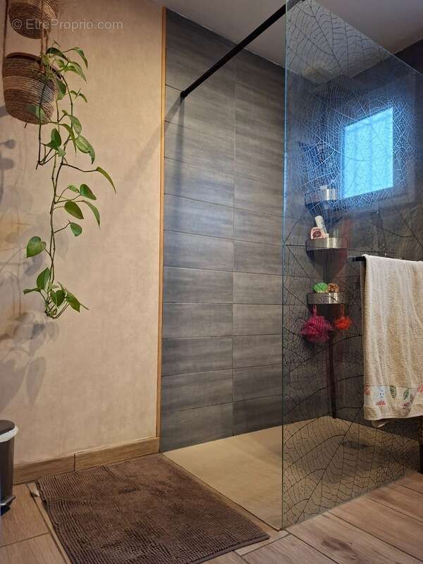 Maison à FRESNAY-SUR-SARTHE